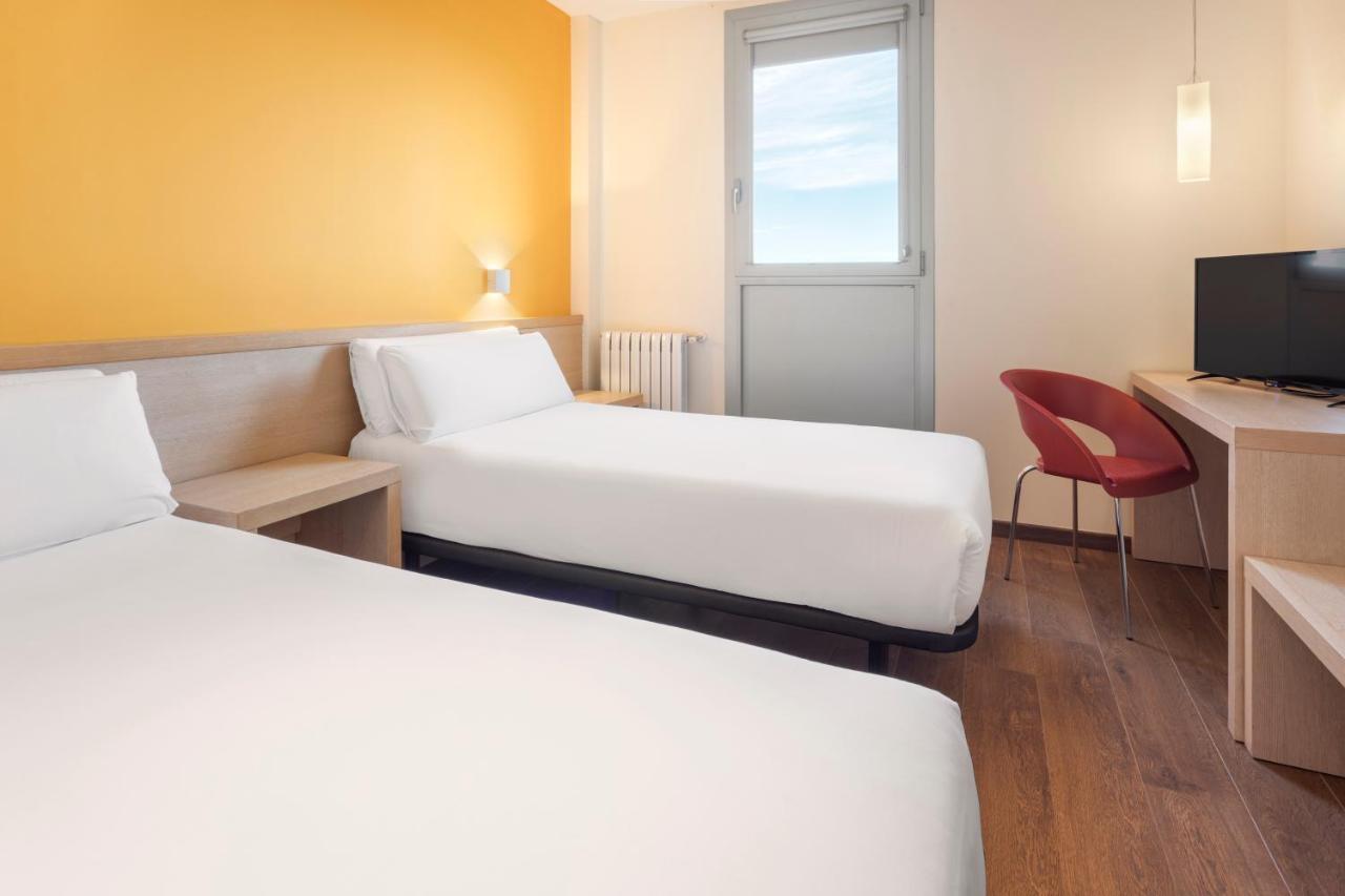 Hotel 280 Zaragoza Calatorao Esterno foto