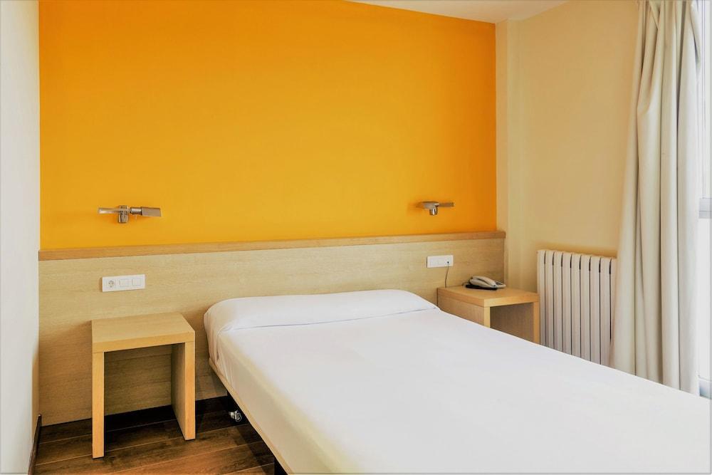 Hotel 280 Zaragoza Calatorao Esterno foto