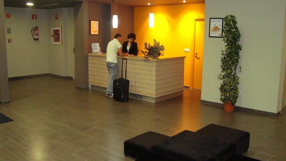 Hotel 280 Zaragoza Calatorao Esterno foto