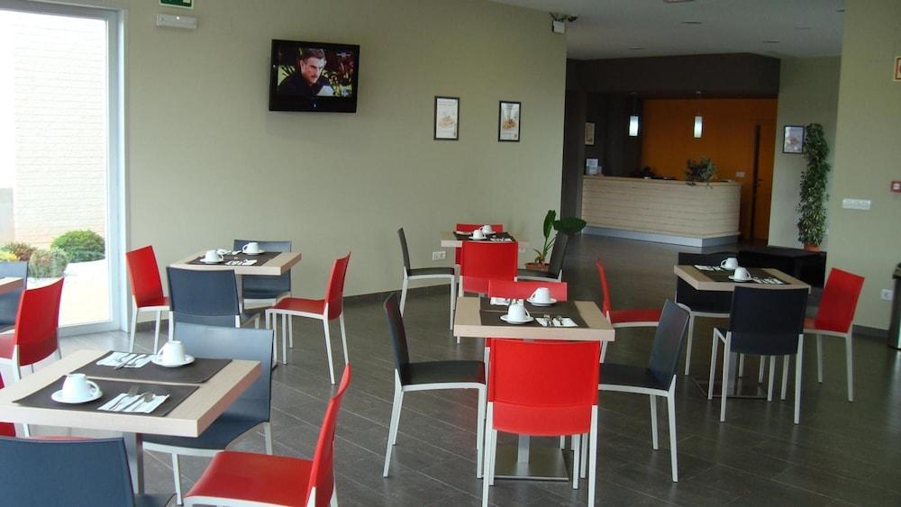 Hotel 280 Zaragoza Calatorao Esterno foto