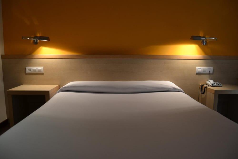 Hotel 280 Zaragoza Calatorao Esterno foto