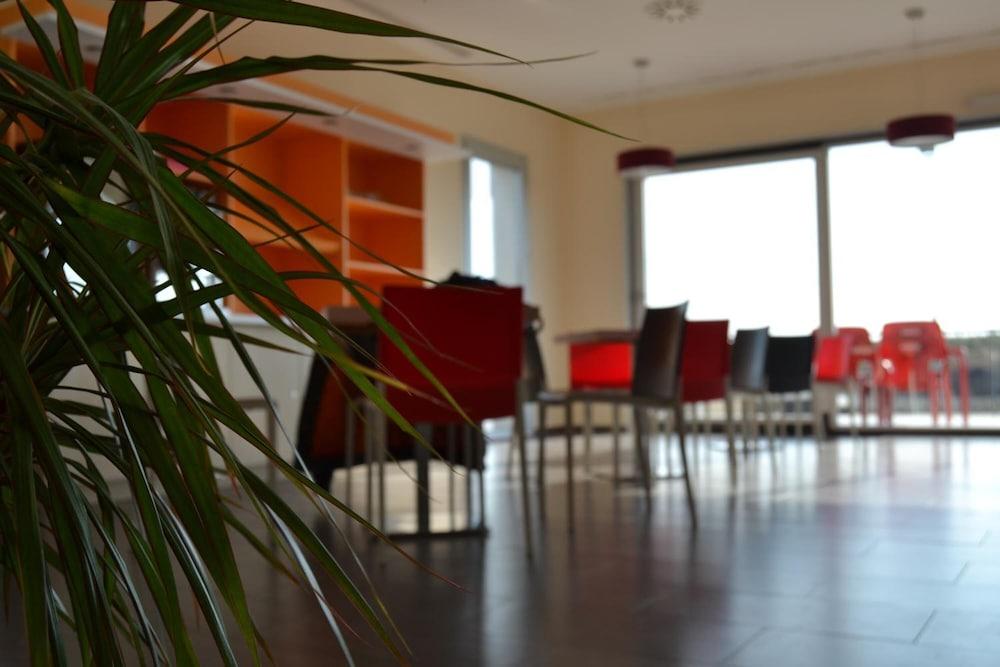 Hotel 280 Zaragoza Calatorao Esterno foto